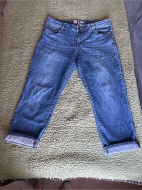 Kut from the Kloth Blue Capri Jeans with Cuffed Hem